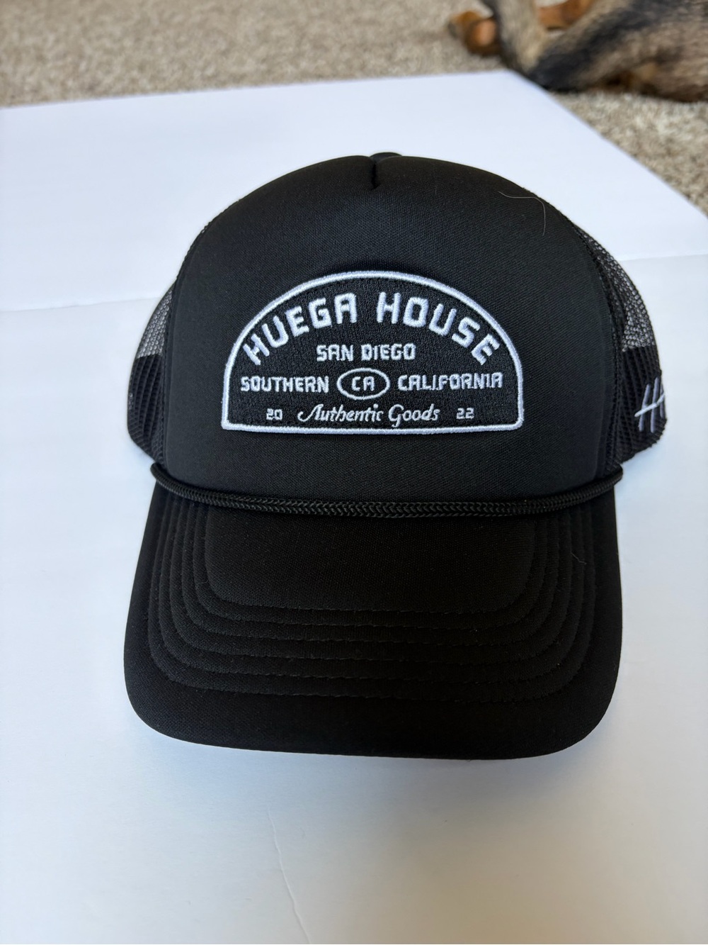 Huega House High Tide Black Trucker Hat - Picture 2 of 6